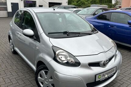Toyota Aygo (X) 76.460 km 4.249 &euro; Troisdorf 53840