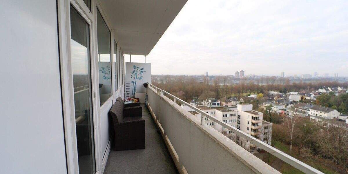 ... und vom Balkon die 