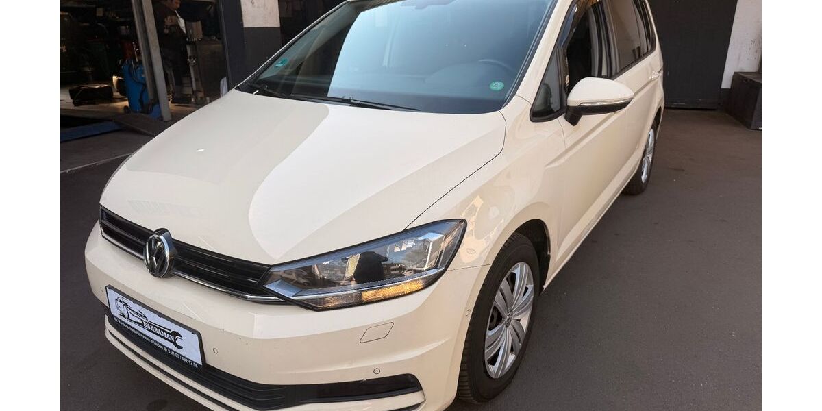 VW Touran 370.000 km 5.800 &euro; Hilden 40724