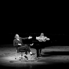 Hagen Rether - Liebe 23.05.2027 Stadthalle Troisdorf