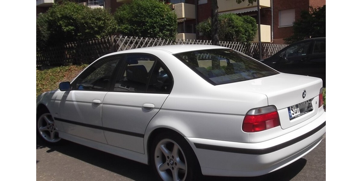 BMW 520 i 166.000 km 6.400 € Troisdorf 53840
