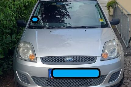 Ford Fiesta 137.000 km 2.190 &euro; Brühl 50321