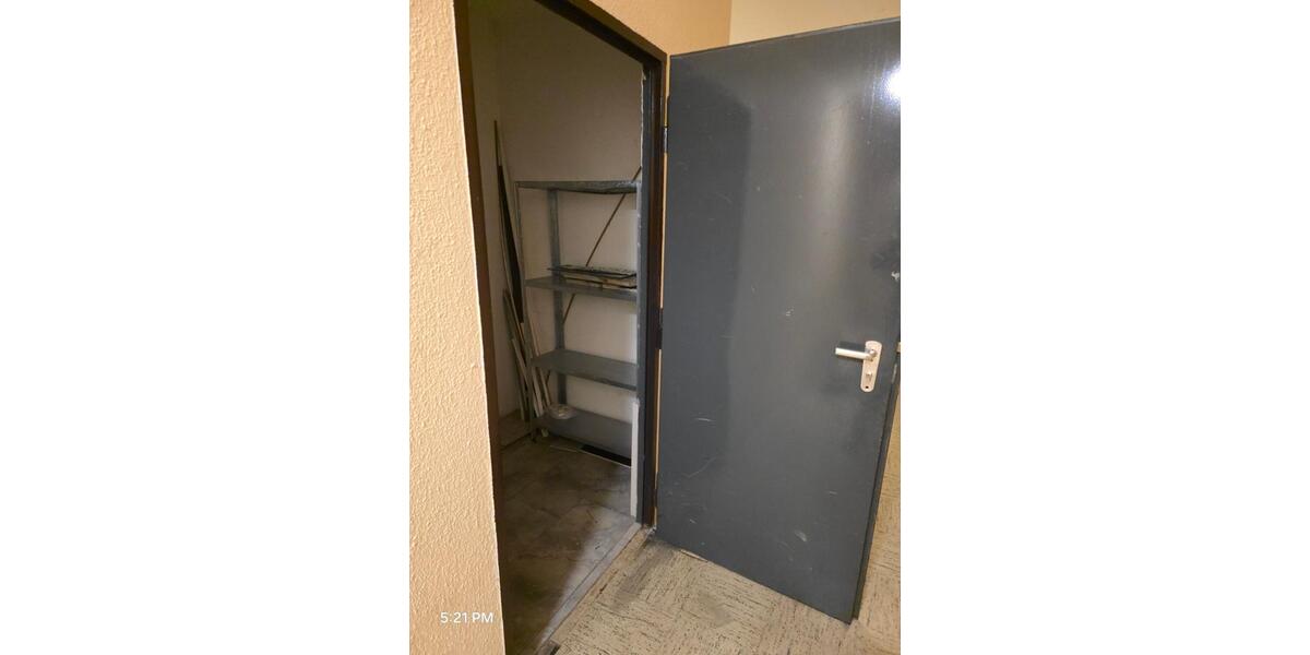 Privat! Keine Provision! 4-Zimmer, kernsaniert, sofort frei! 4 zimmer