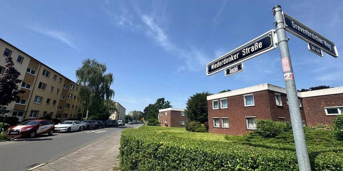 Etagenwohnung Düsseldorf Lörick - 4 Zimmer, 93 m&sup2;, 444.400&euro; | Angebot:26768924