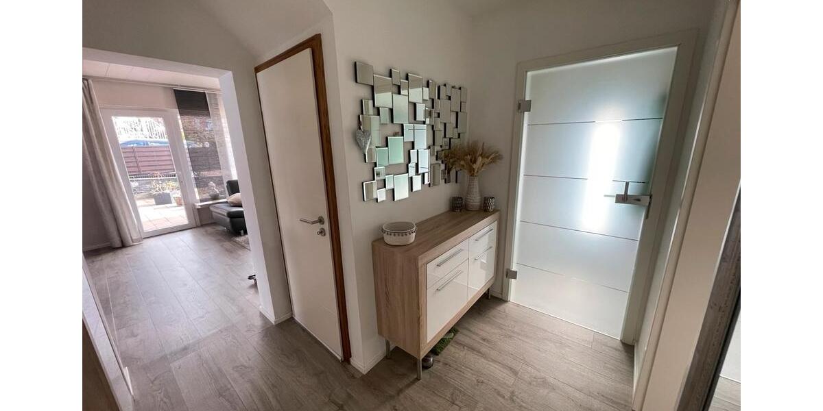 Einfamilienhaus Solingen Central - 5 Zimmer, 1 m&sup2;, 775.000&euro; | Angebot:25647817