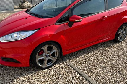 Ford Fiesta 40.000 km 12.000 &euro; Erftstadt 50374