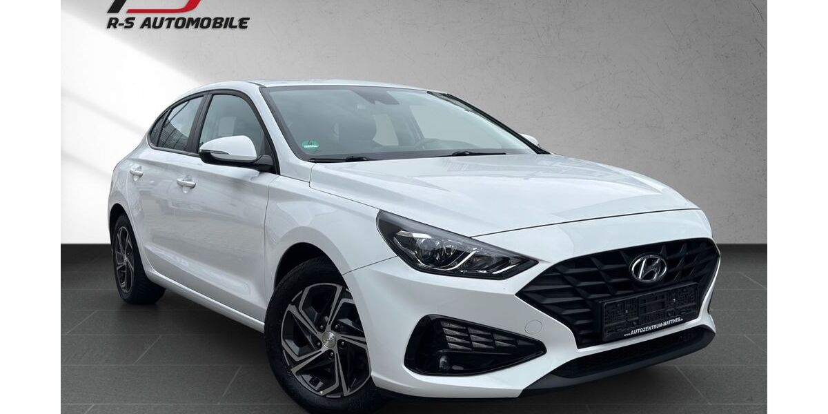 Hyundai i30 70.000 km 14.270 &euro; Troisdorf 53840