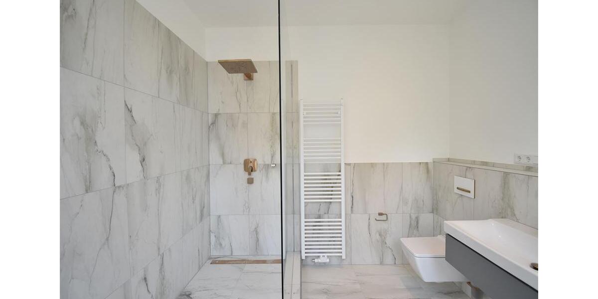 Etagenwohnung Düsseldorf Niederkassel - 3 Zimmer, 116 m&sup2;, 2.400&euro; | Angebot:22129478