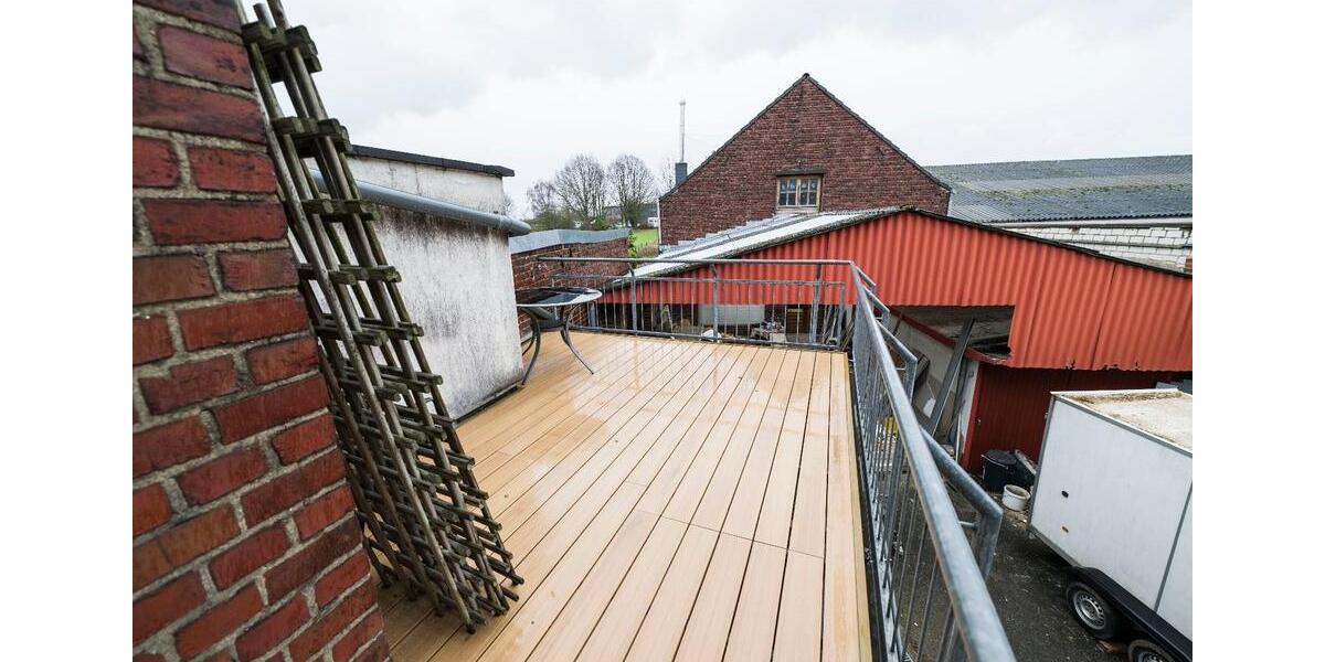 Großzügige 2-Zimmer-Maisonette (77 m²) mit Dachterrasse frisch zimmer