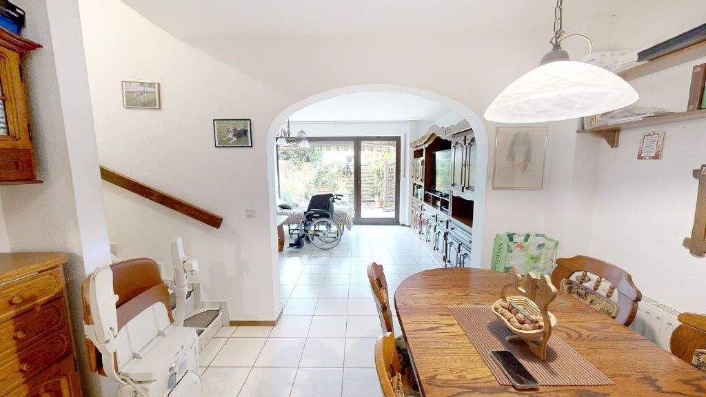 Langenfeld-Richrath! Sonnenhelles Einfamilienhaus mit Garten, Terrasse und Stellplatz in ruhiger Lage! (LK 4903) 5 zimmer