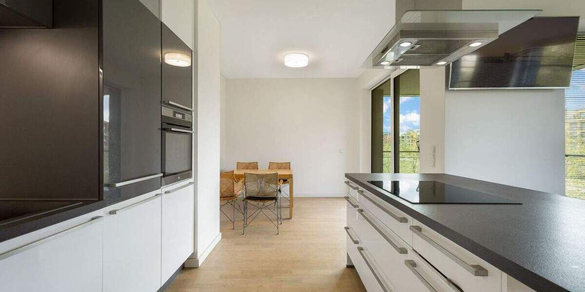 Etagenwohnung Düsseldorf Pempelfort - 3 Zimmer, 99 m&sup2;, 790.000&euro; | Angebot:23950648