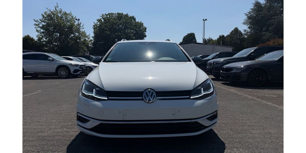 VW Golf 210.000 km 8.990 &euro; Hilden 40721