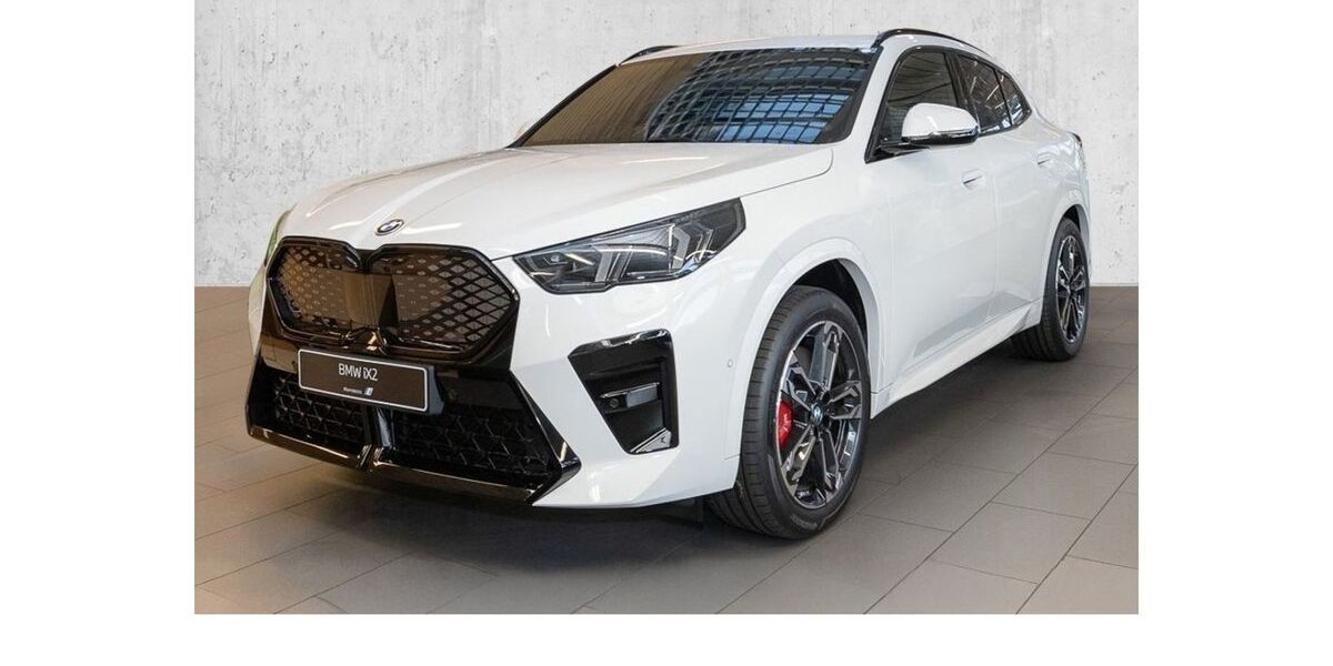 BMW iX2 5.000 km 56.480 &euro; Leverkusen 51371