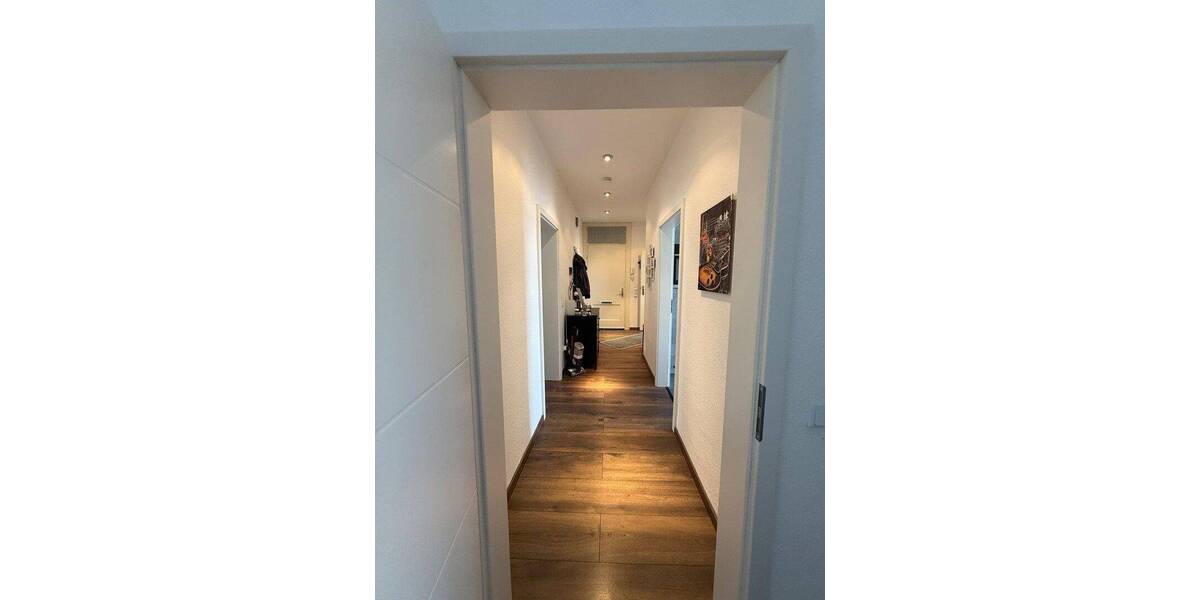 Etagenwohnung Hilden - 3 Zimmer, 83 m&sup2;, 1.050&euro; | Angebot:26879234
