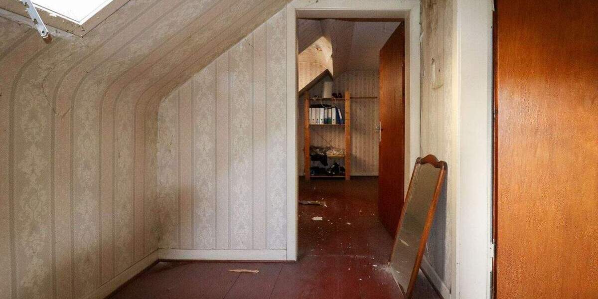 Reihenendhaus Grevenbroich Noithausen - 5 Zimmer, 146 m&sup2;, 375.000&euro; | Angebot:24596883
