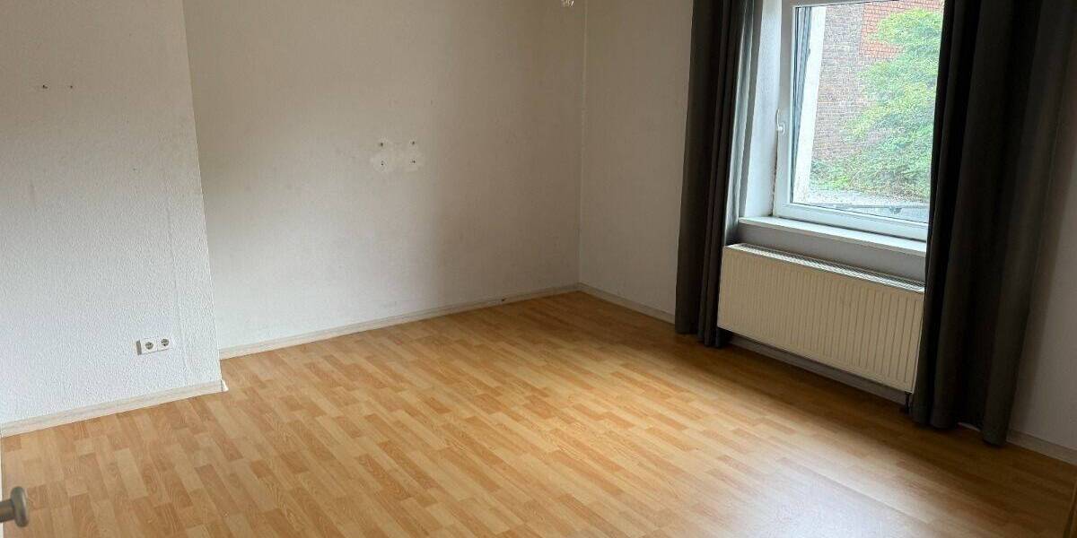 geräumiges Mehrfamilienhaus mit großem Garten für Ihre neuen Mieter! 8 zimmer