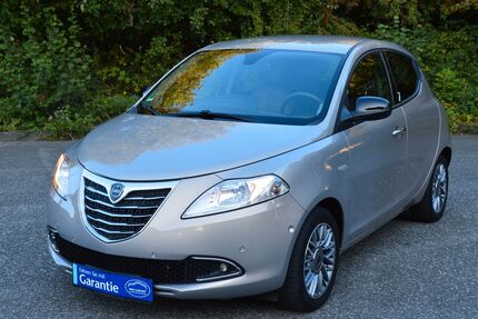 Lancia Ypsilon 23.000 km 8.300 € Wuppertal 42279