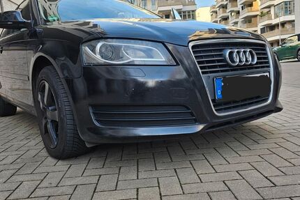 Audi A3 281.260 km 4.300 &euro; Düsseldorf 40235