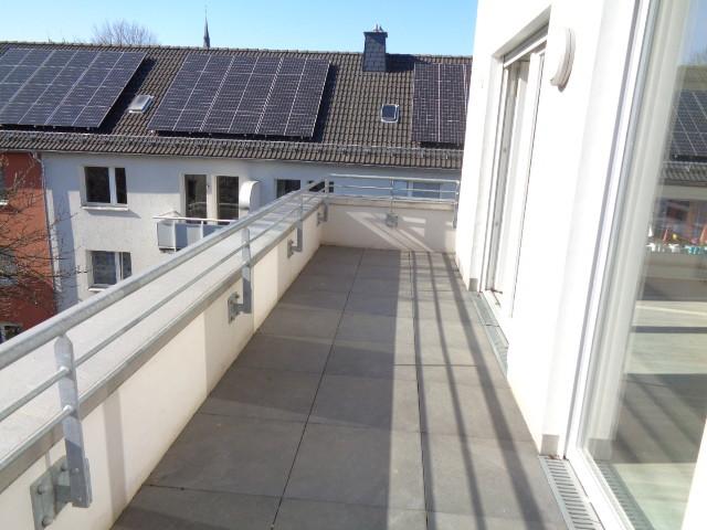 Etagenwohnung Köln Kalk - 2 Zimmer, 65 m&sup2;, 1.178&euro; | Angebot:24635146