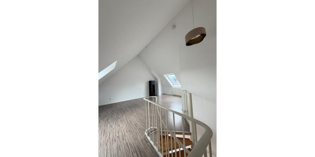 Maisonettenwohnung Solingen - 2 Zimmer, 76 m&sup2;, 196.000&euro; | Angebot:27085993