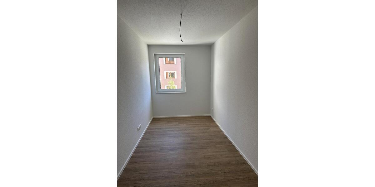 Etagenwohnung Köln Nippes - 3 Zimmer, 77 m&sup2;, 1.536&euro; | Angebot:26409925