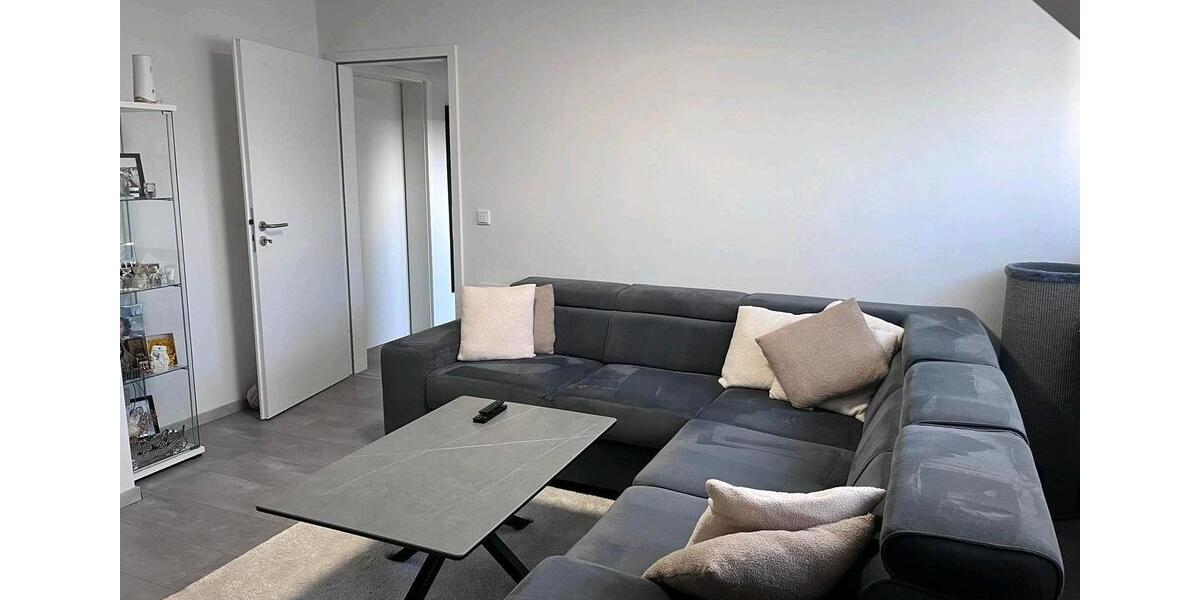 Dachgeschoßwohnung Remscheid Reinshagen - 3.5 Zimmer, 65 m&sup2;, 120.000&euro; | Angebot:26961068