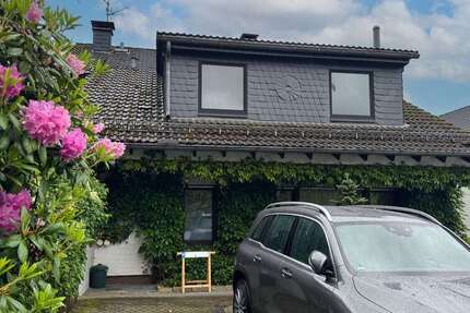 Wohnung zum Mieten in Lohmar 1.100 € 100 m² 3.5 zimmer