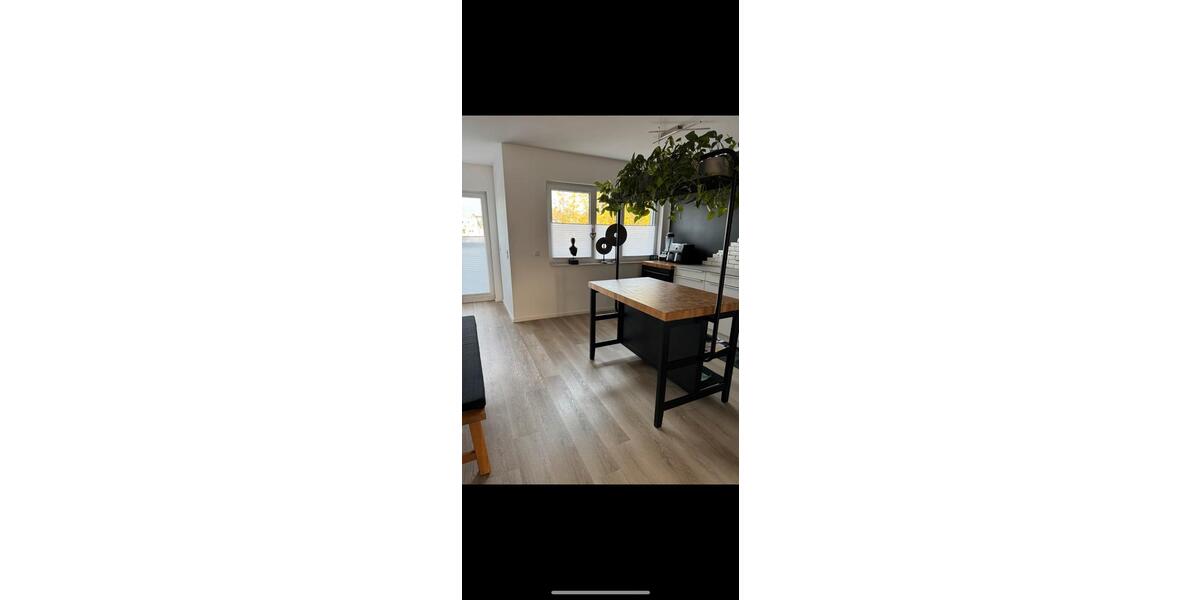 4 Zimmer, Küche, Dielen, DuscheBad, Gäste-WC, Büro 4 zimmer