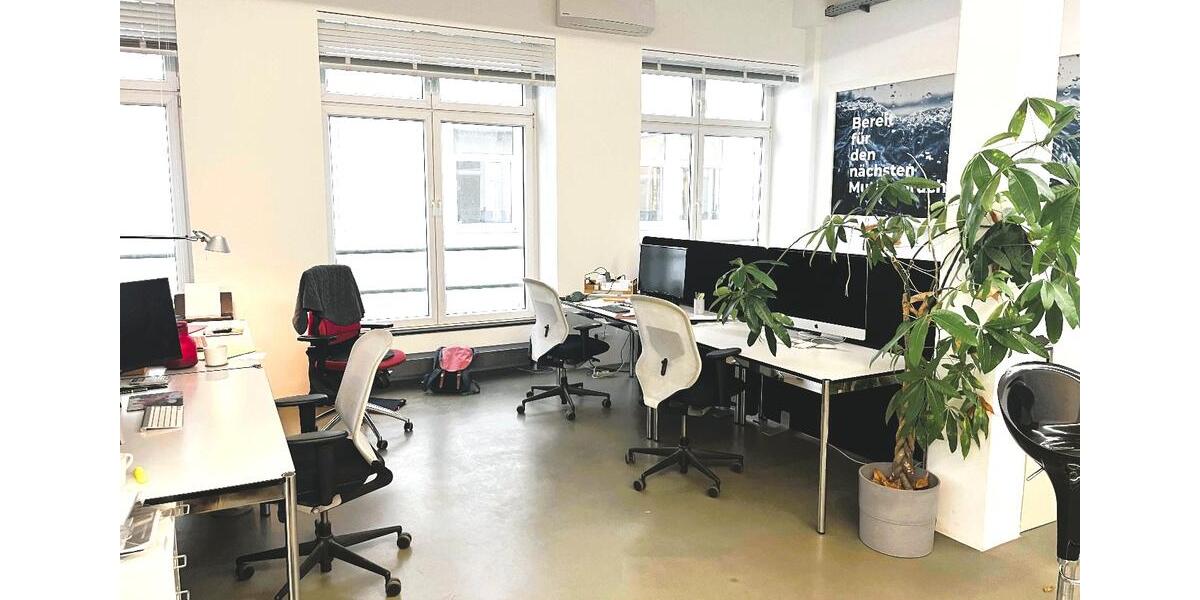 Heller Loft-Schreibtischplatz im Unterbilk – kreativ & flexibel arbeiten zimmer