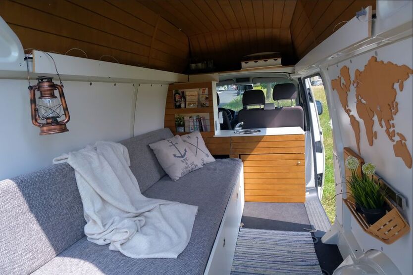 VW T5 Transporter 293.500 km 21.500 € Köln 50674