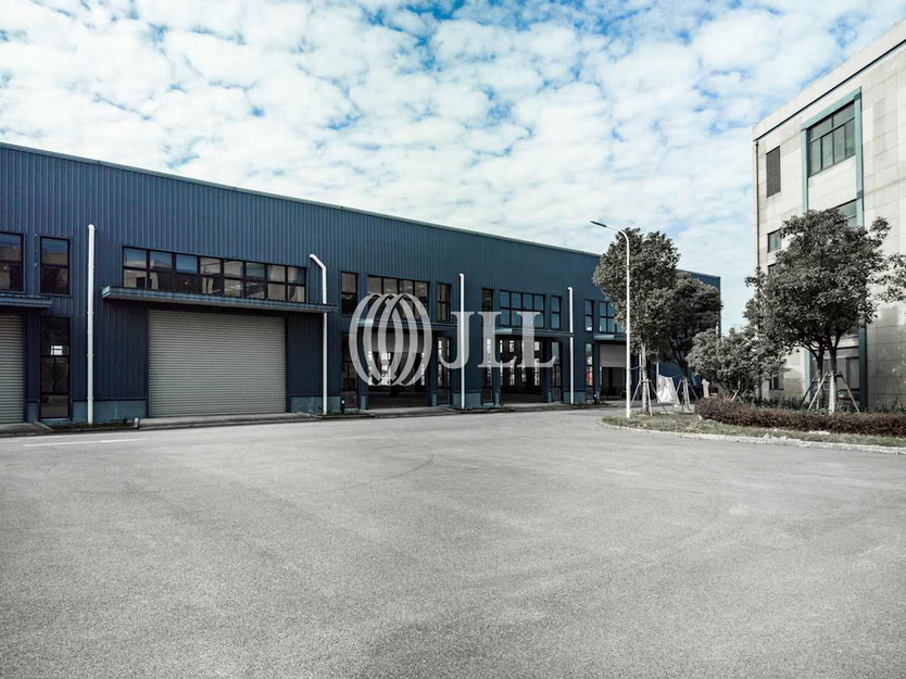 Halle in Köln 3.250.000 € 1304 m²