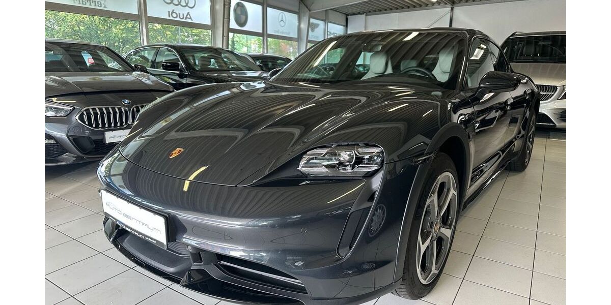 Porsche Taycan 11.900 km 89.900 &euro; Köln 50827