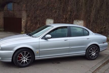 Jaguar X-Type 244.000 km 4.500 € Pulheim 50259