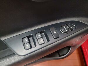 Kia Rio Dream Team Kamera Alu Navi DAB Klimaautom. SHZ 48.722 km 11.290 &euro; HAAN 42781