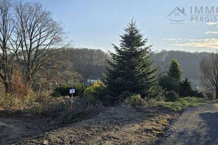 Grundstück zu verkaufen in Hückeswagen 210.000 € 1521 m² zimmer