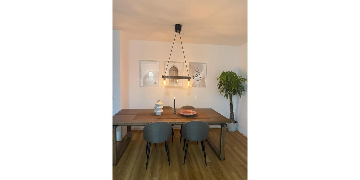 Erdgeschoßwohnung Bergisch Gladbach - 2 Zimmer, 72 m&sup2;, 1.251&euro; | Angebot:25174142