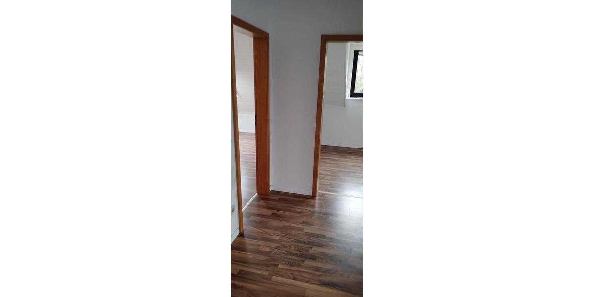 Dachgeschoßwohnung Bergheim Ahe - 3 Zimmer, 71 m&sup2;, 800&euro; | Angebot:25872718