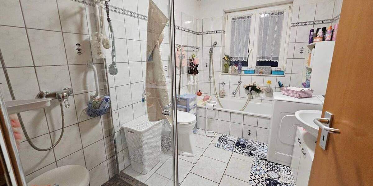 Mehrfamilienhaus, Wohnhaus Burscheid / Heddinghofen Burscheid - 2 Zimmer, 445 m&sup2;, 649.000&euro; | Angebot:25153501