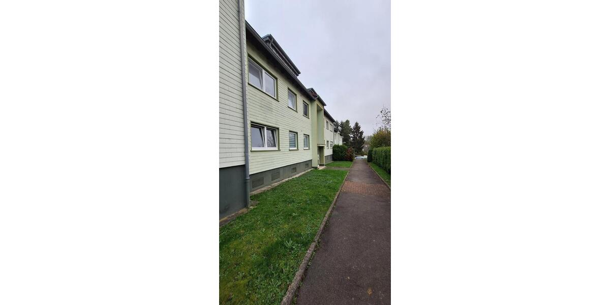 2 Zimmer Wohnung 64,12 m², Balkon ~ 7m², Stellplatz, vermietet 2 zimmer