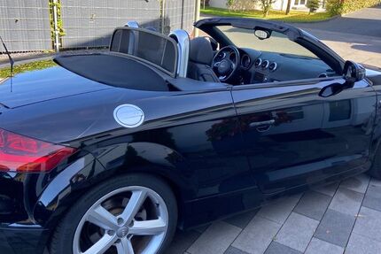 Audi TT 53.250 km 17.490 € Overath 51491