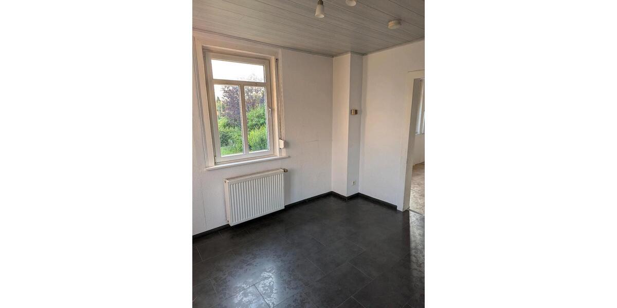 Einfamilienhaus Remscheid Reinshagen - 5 Zimmer, 133 m&sup2;, 280.000&euro; | Angebot:25080566