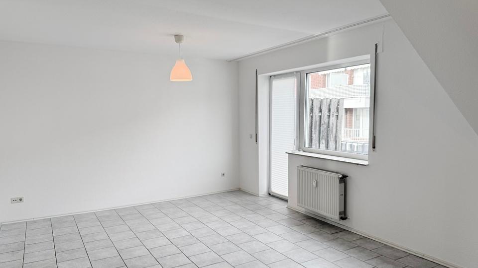 Erste eigene Bude oder Traumpaar-Nest? Schicke Dachgeschosswohnung mit gr. Balkon, BM-City – jetzt frei! 2 zimmer