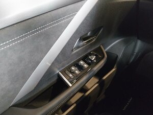 Opel Astra Ultimate PANO LHZ SHZ KAM NAVI 2.700 km 29.980 &euro; HAAN 42781