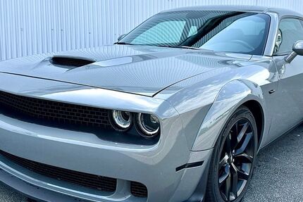 Dodge Challenger 42.000 km 34.500 &euro; Düsseldorf 40239