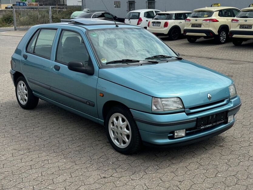 Renault Clio 51.860 km 6.950 € Bornheim 53332