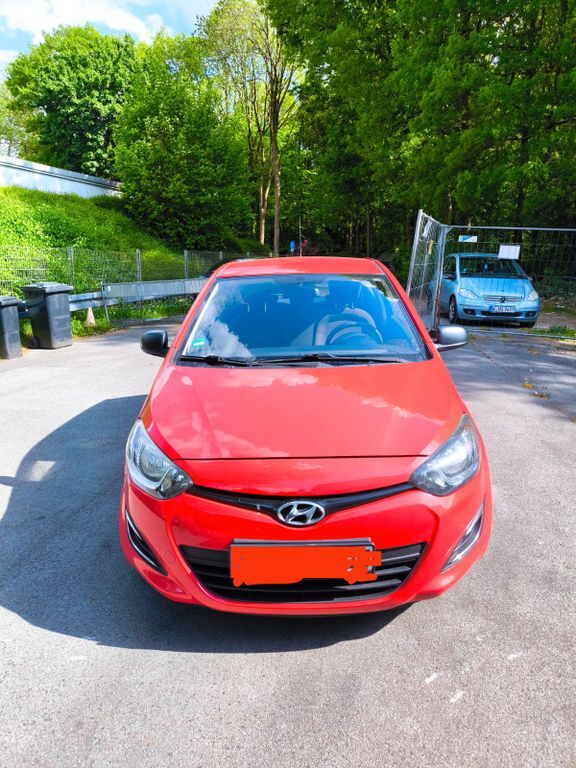 i20