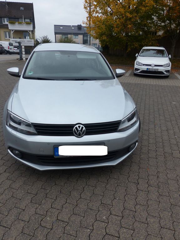 VW Jetta 198.000 km 3.900 € Bergisch Gladbach 51465