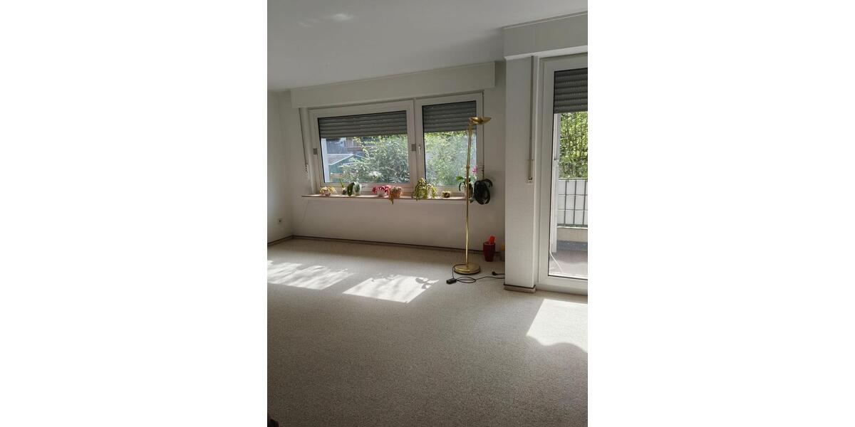 Erdgeschoßwohnung Remscheid Reinshagen - 2 Zimmer, 68 m&sup2;, 500&euro; | Angebot:26323574