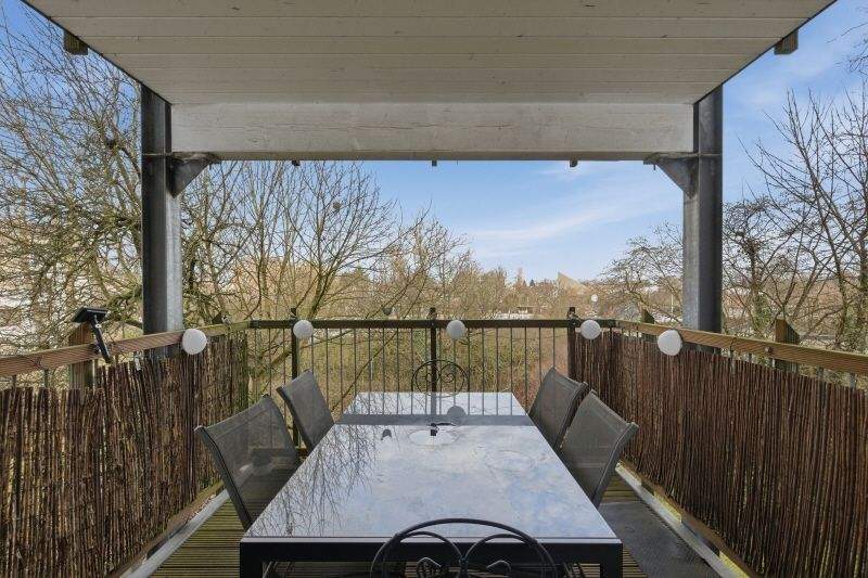 Etagenwohnung Köln Kalk - 2 Zimmer, 61 m&sup2;, 220.000&euro; | Angebot:25355617