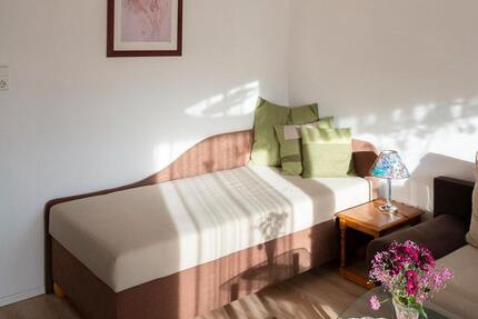 Vollmöbilierte 2 Zimmer Wohnung 58 qm 2 zimmer